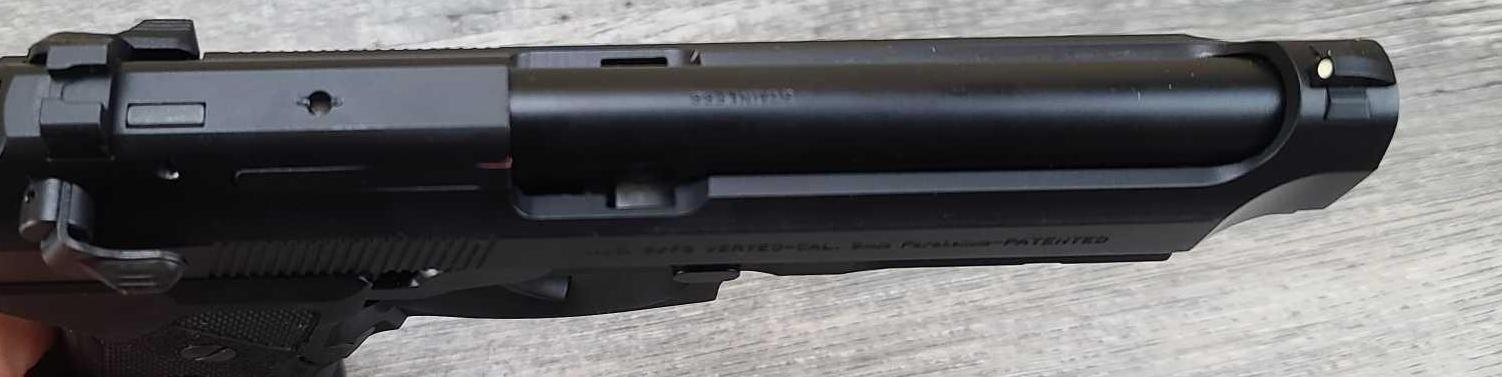 BERETTA MODEL 92FS VERTEC