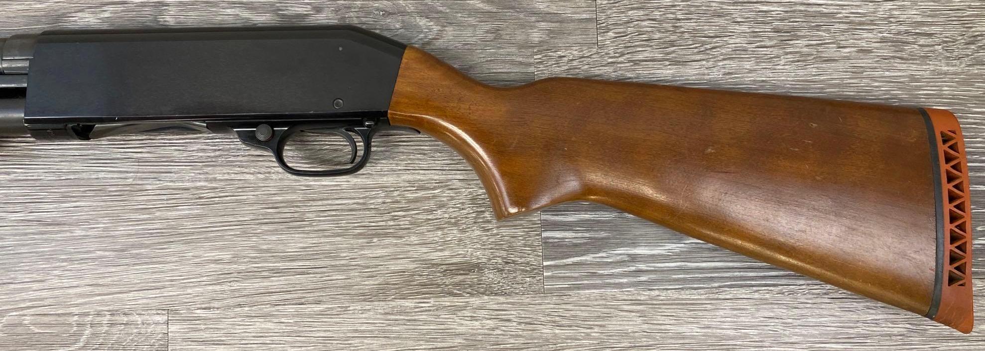 SEARS & ROEBUCK MODEL 200 12 GAUGE PUMP ACTION SHOTGUN