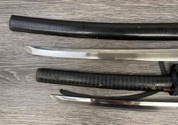LOT OF TWO JAPANESE WAKIZASHIS