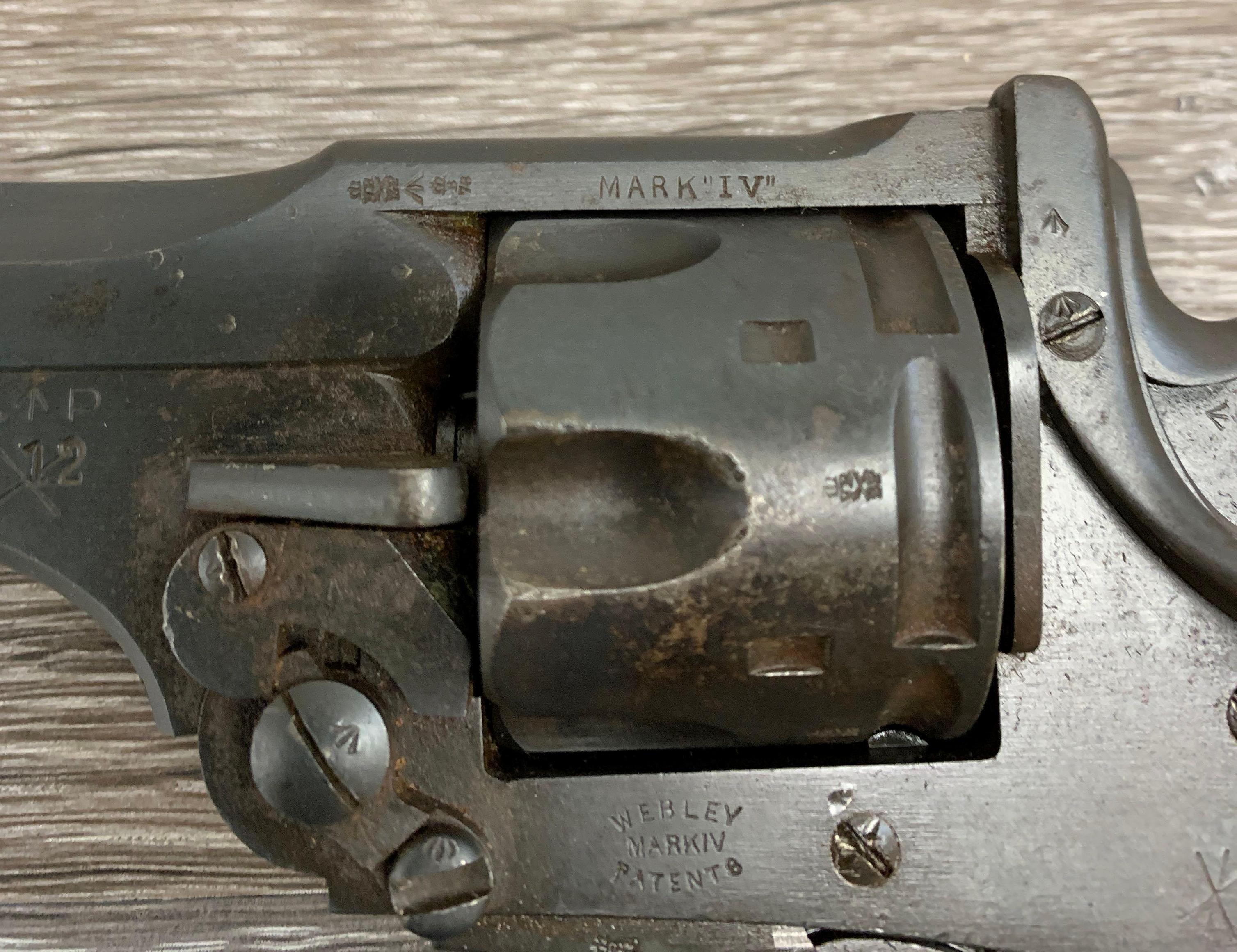 WEBLEY & SCOTT MK IV .38 S&W REVOLVER