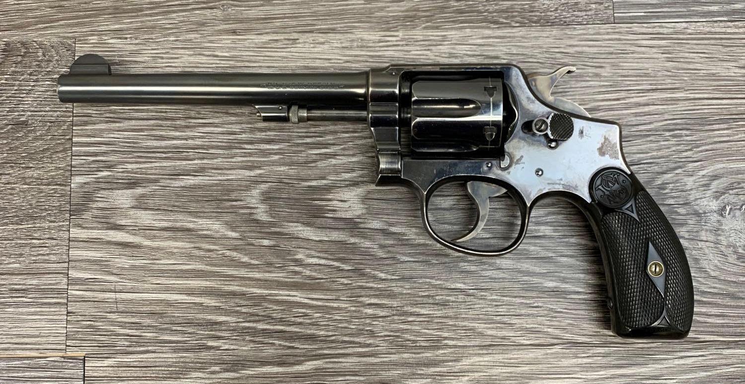 SMITH & WESSON M&P 38 REVOLVER