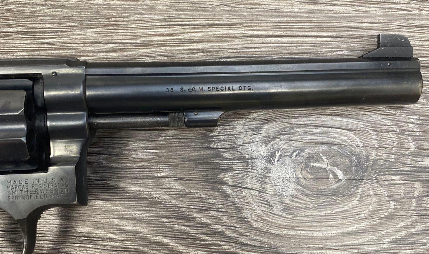 SMITH & WESSON 10 .38 REVOLVER