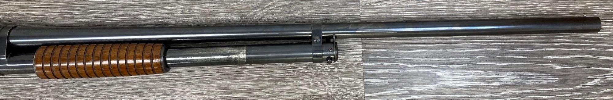 WINCHESTER MODEL 12 16 GAUGE PUMP ACTION SHOTGUN