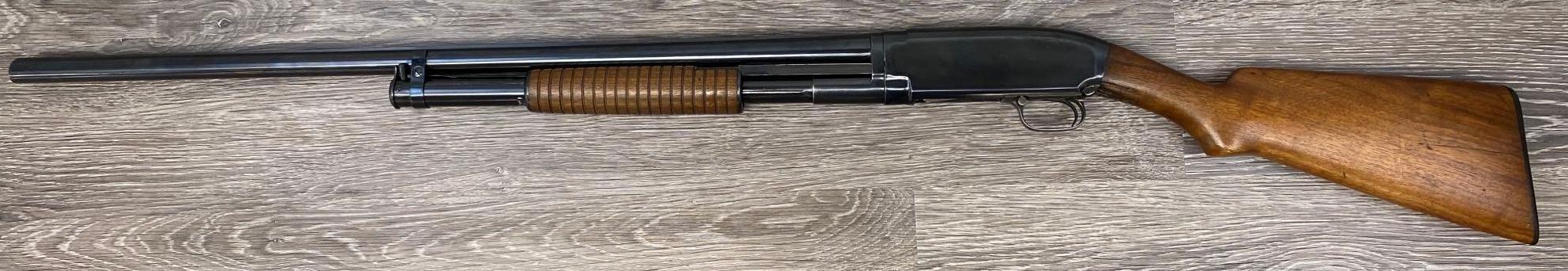 WINCHESTER 12 12 GAUGE PUMP ACTION SHOTGUN