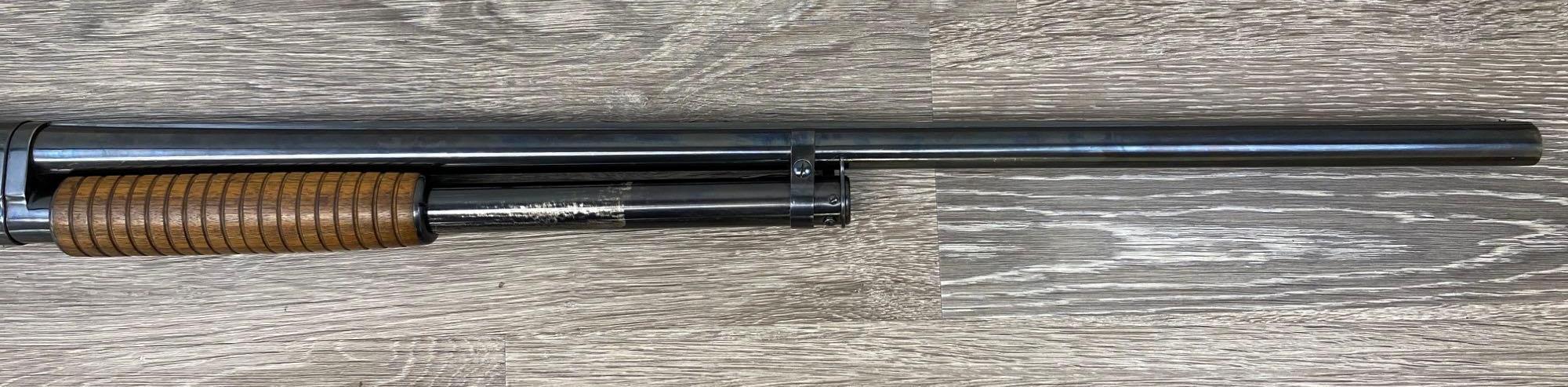 WINCHESTER 12 12 GAUGE PUMP ACTION SHOTGUN