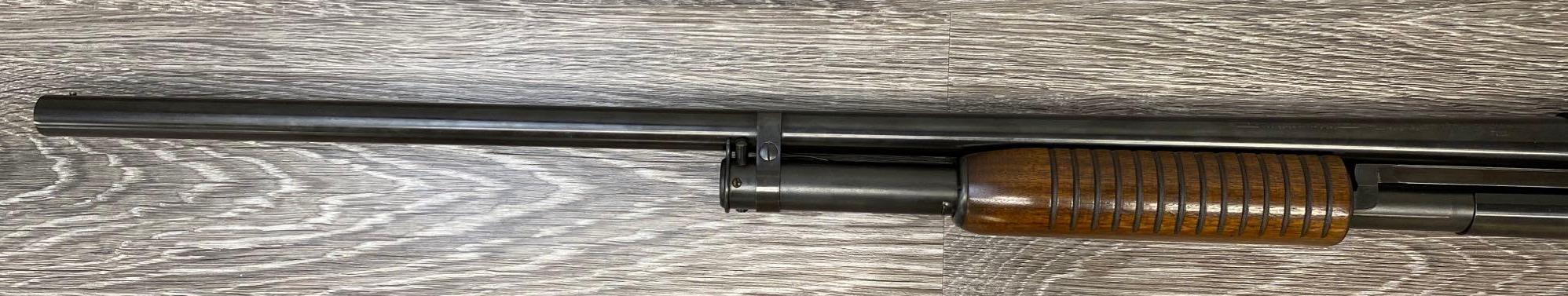 WINCHESTER 12 12 GAUGE PUMP ACTION SHOTGUN