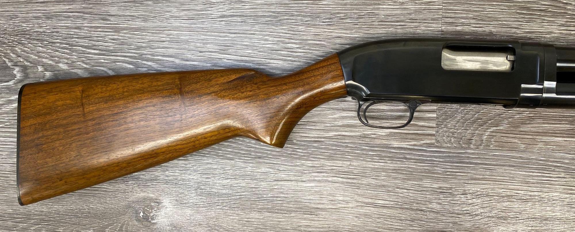 WINCHESTER 12 12 GAUGE PUMP ACTION SHOTGUN