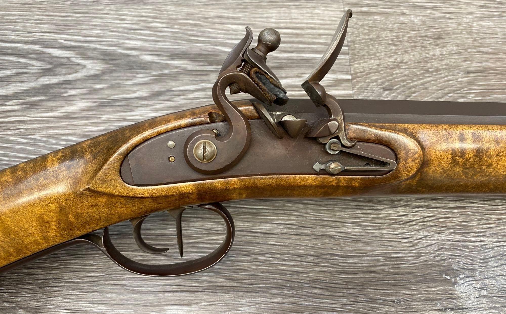OZARK HAWKEN RIFLE .50 CAL FLINT LOCK MUZZLE LOADING RIFLE