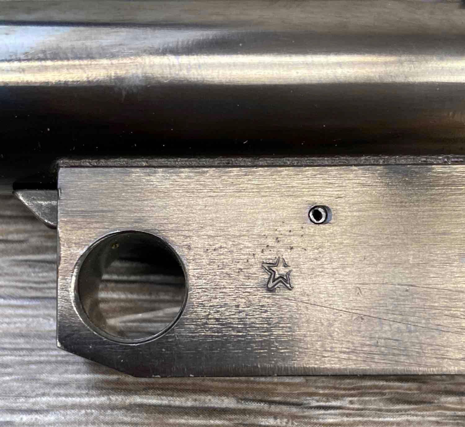 THOMPSON CENTER CONTENDER BARREL .22 WMR CAL. W/ LEUPOLD SCOPE