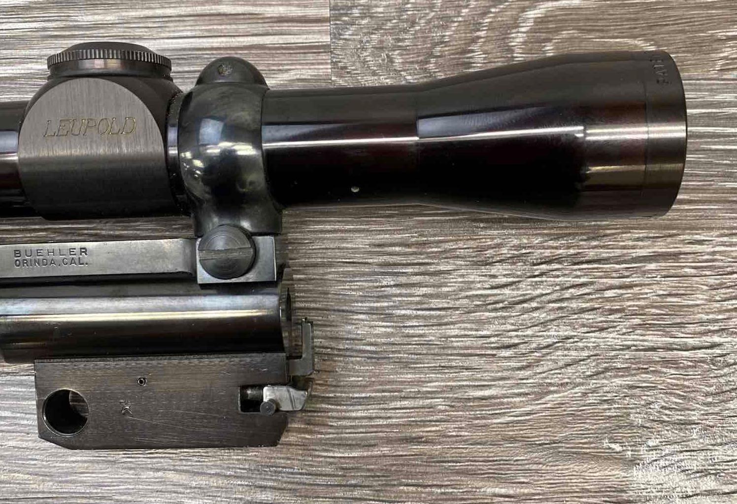 THOMPSON CENTER CONTENDER BARREL .22 WMR CAL. W/ LEUPOLD SCOPE