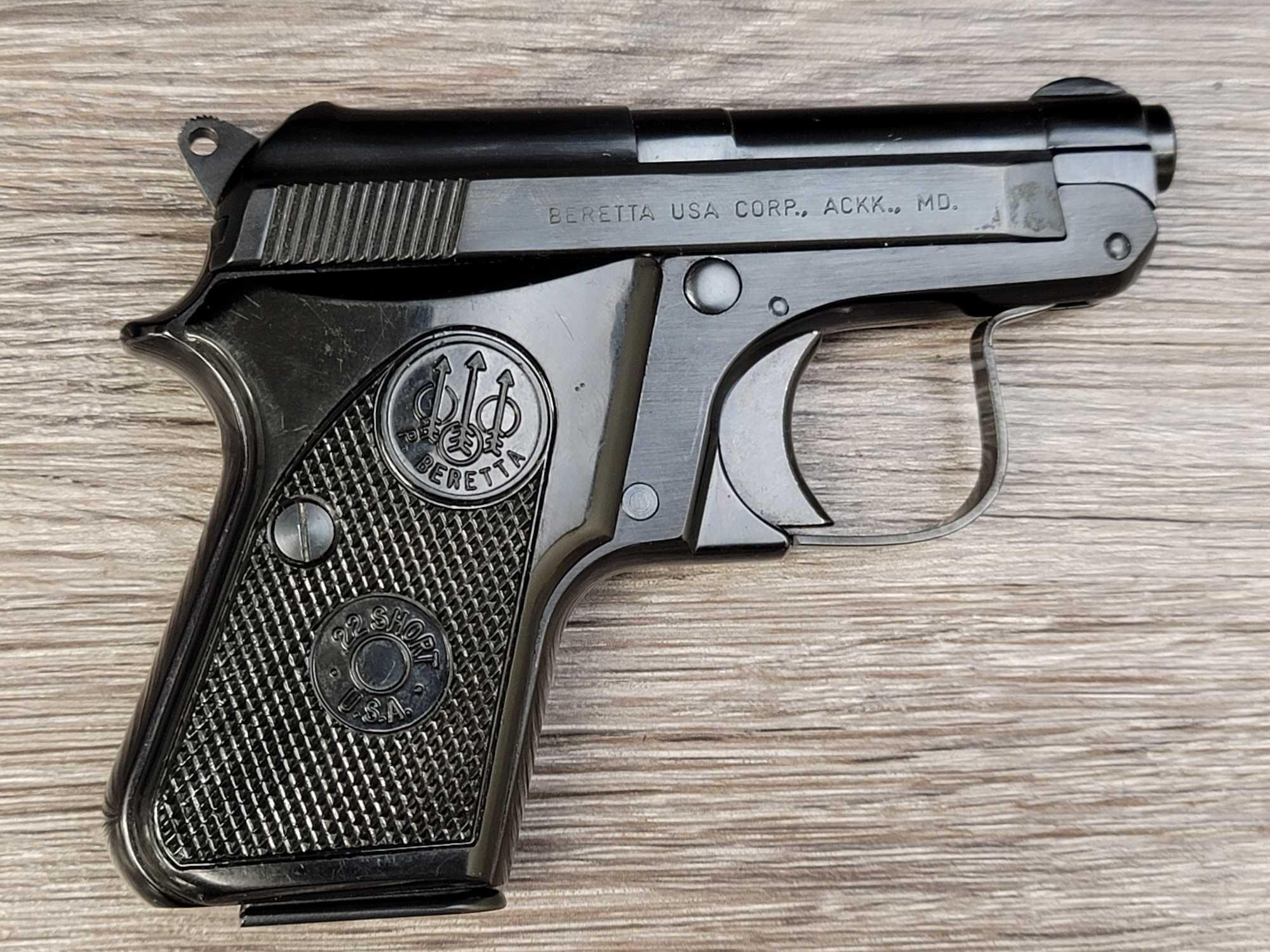 BERETTA MODEL 950BS .22 SHORT TIP-UP BARREL SEMI-AUTO PISTOL