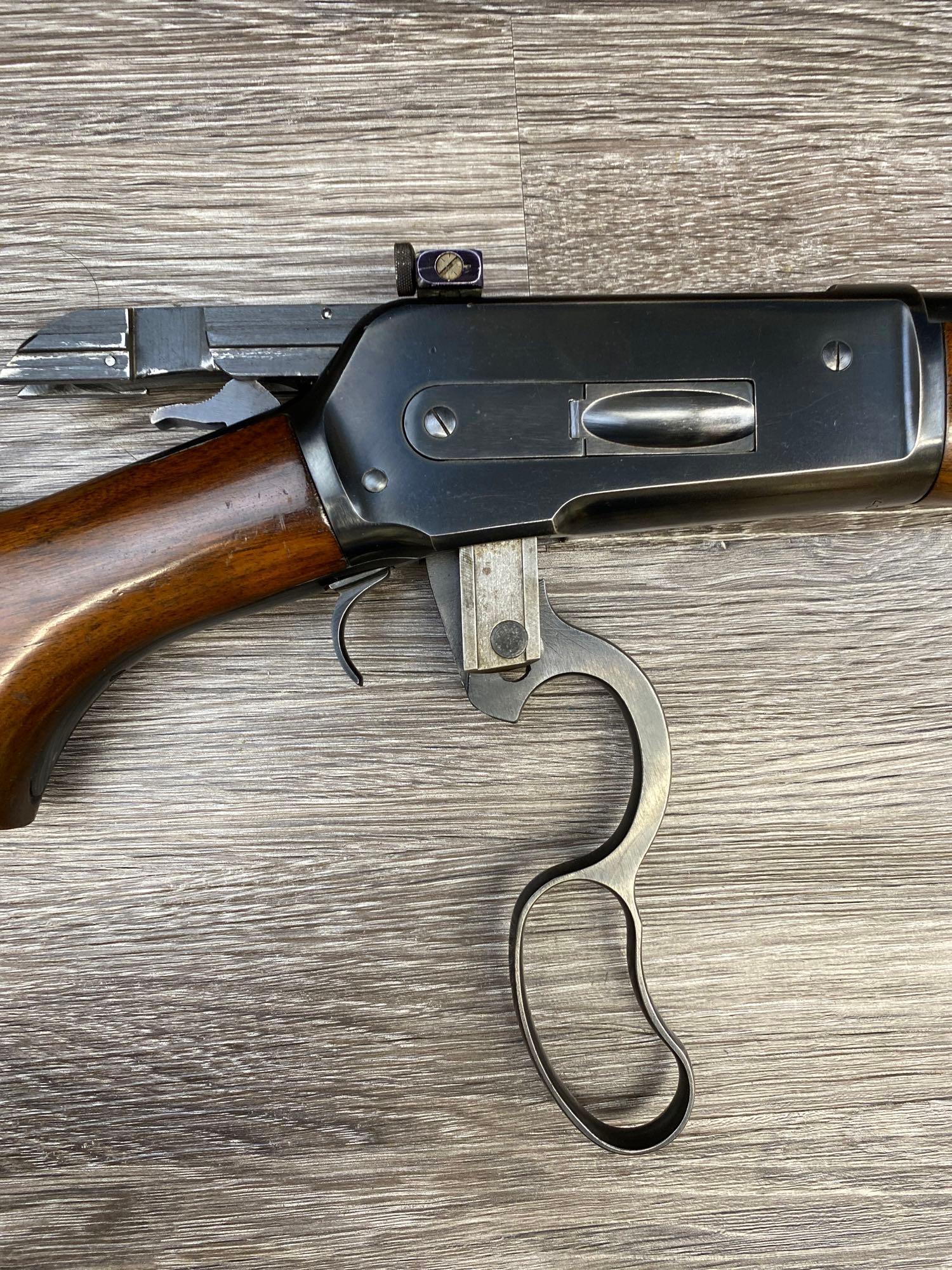 WINCHESTER MODEL 71 LEVER ACTION RIFLE .348 WCF CALIBER (CIRCA 1954).