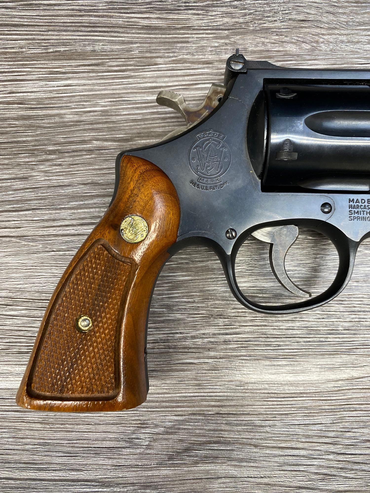 SMITH & WESSON MODEL 28-2 HIGHWAY PATROLMAN .357 MAGNUM REVOLVER