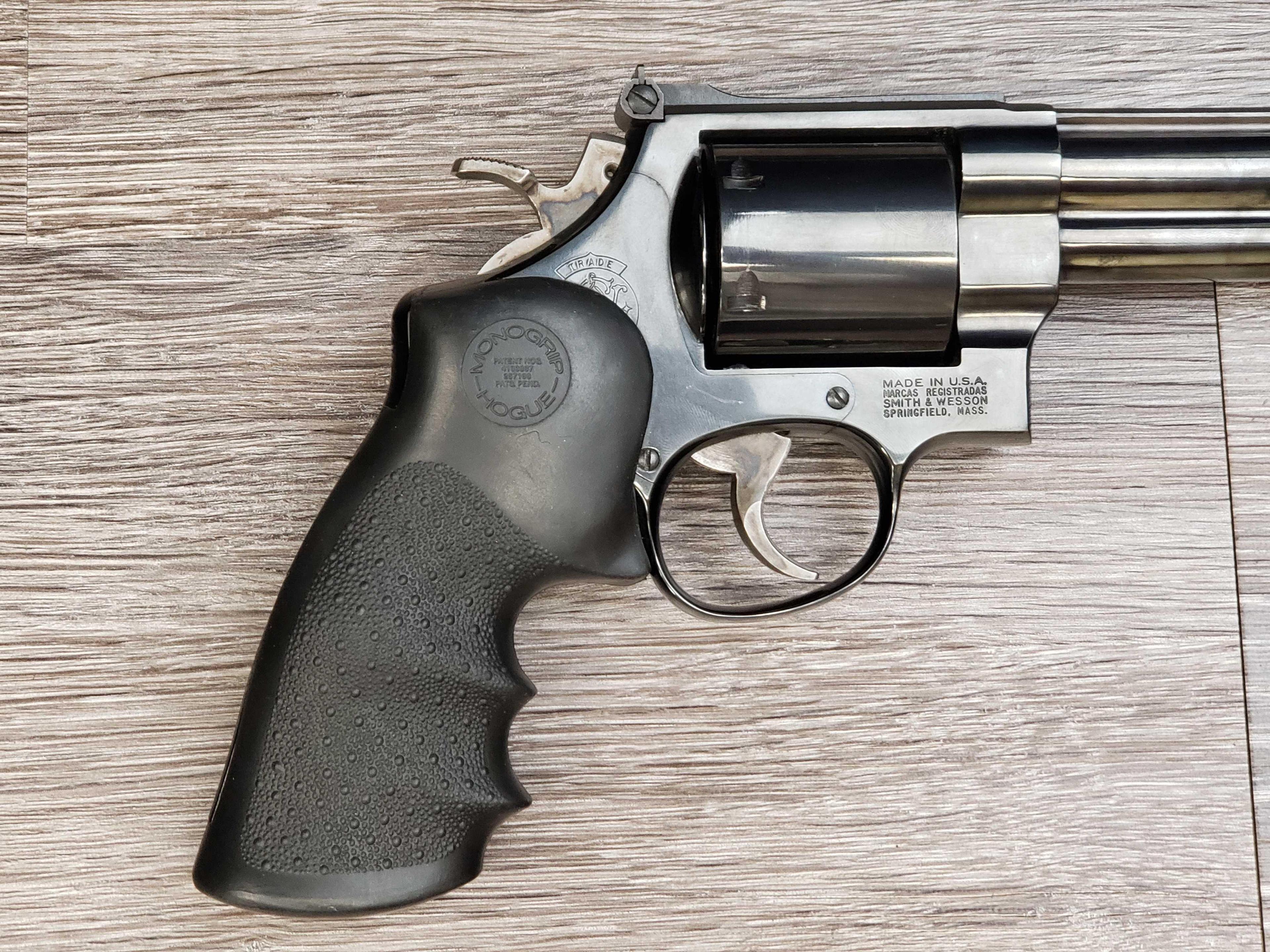 SMITH & WESSON MODEL 29-3 .44 MAGNUM DA TARGET REVOLVER