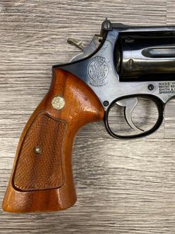 SMITH & WESSON MODEL 19-3 DA .357 MAGNUM CAL. REVOLVER W/FACTORY BOX