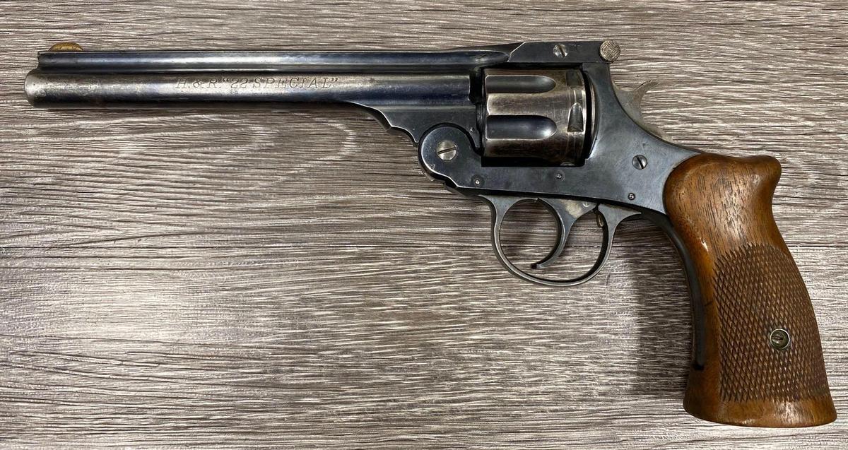 HARRINGTON & RICHARDSON .22 SPECIAL DOUBLE-ACTION REVOLVER