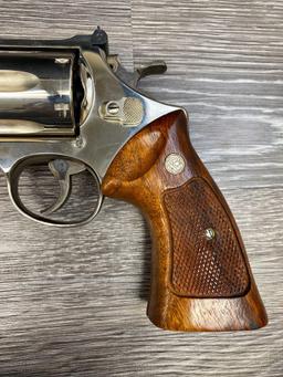 SMITH & WESSON MODEL 29-3 .44 MAG. CALIBER DA REVOLVER IN FACTORY WOOD CASE/CLEANING KIT/SCREWDRIVER