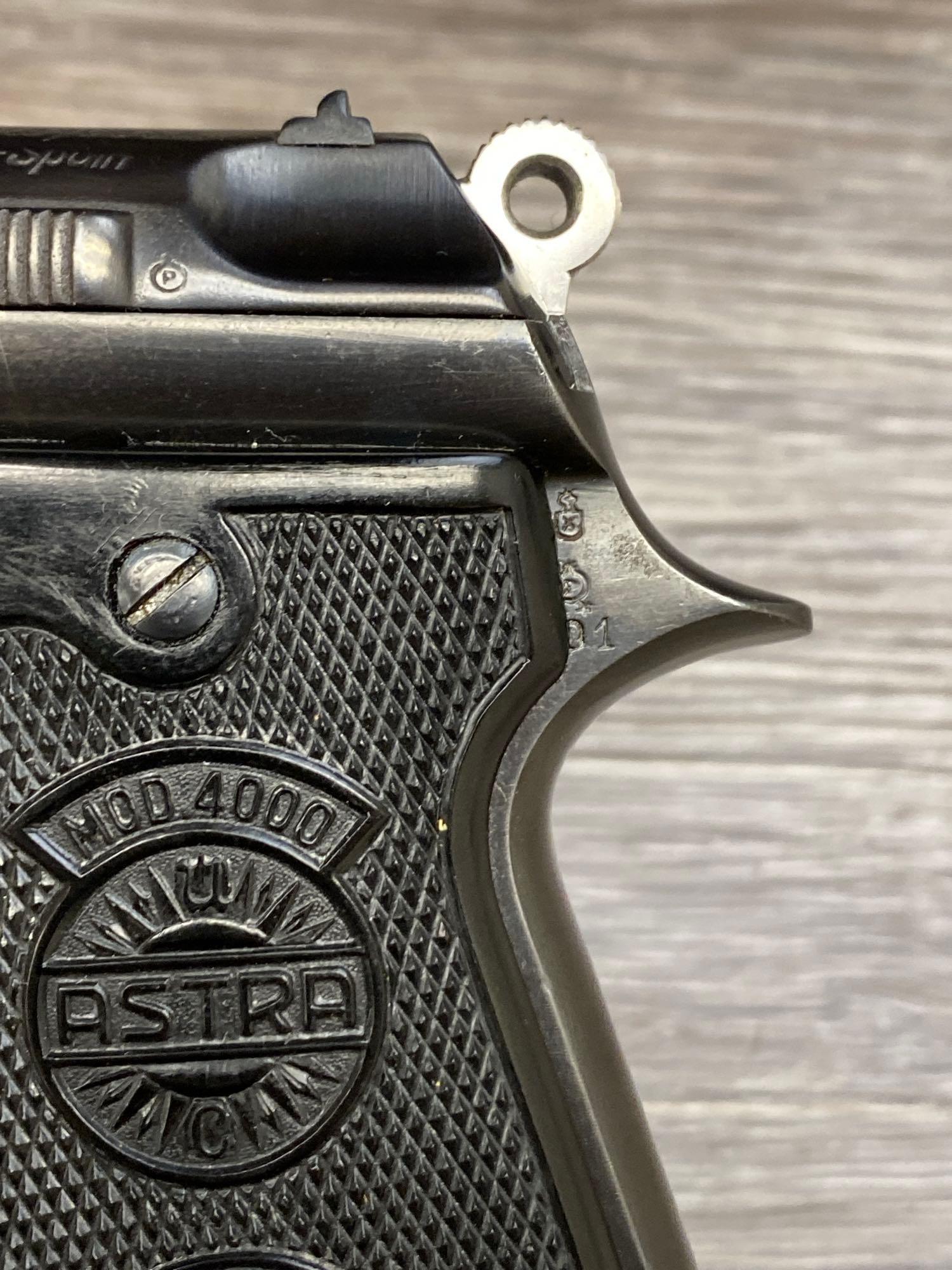 ASTRA MODEL 4000 FALCON SEMI-AUTO PISTOL .22 LR CAL.