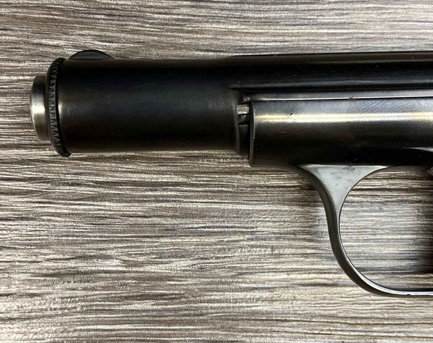 ASTRA MODEL 4000 FALCON SEMI-AUTO PISTOL .22 LR CAL.