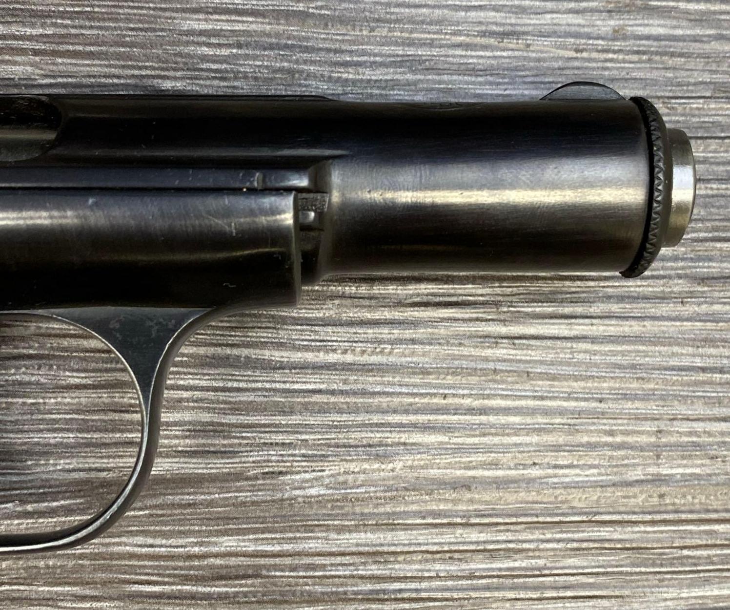 ASTRA MODEL 4000 FALCON SEMI-AUTO PISTOL .22 LR CAL.