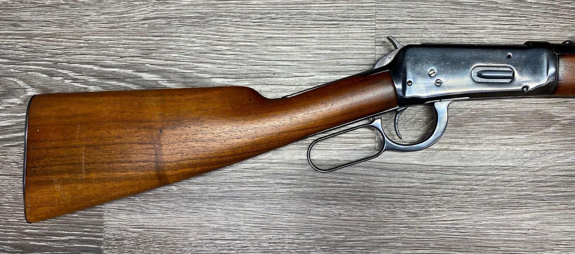 WINCHESTER MODEL 94 FLATBAND LEVER ACTION CARBINE .30 WCF CALIBER (CIRCA 1894)
