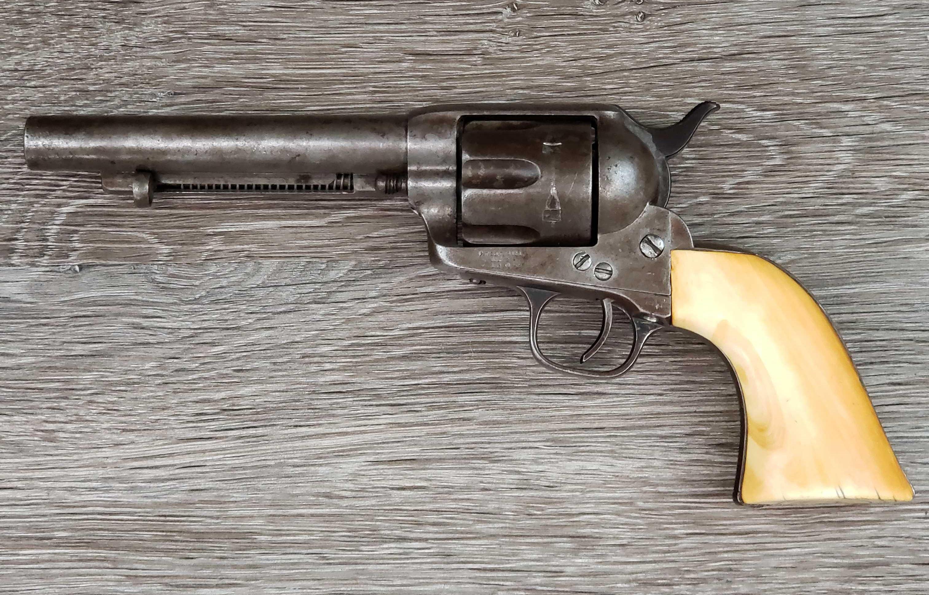 ANTIQUE COLT SAA .45 CAL. 5" BBL. NATURAL MATERIAL GRIPS (CIRCA 1877)