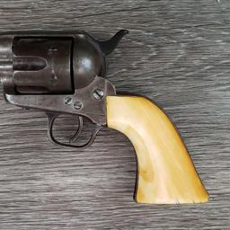 ANTIQUE COLT SAA .45 CAL. 5" BBL. NATURAL MATERIAL GRIPS (CIRCA 1877)