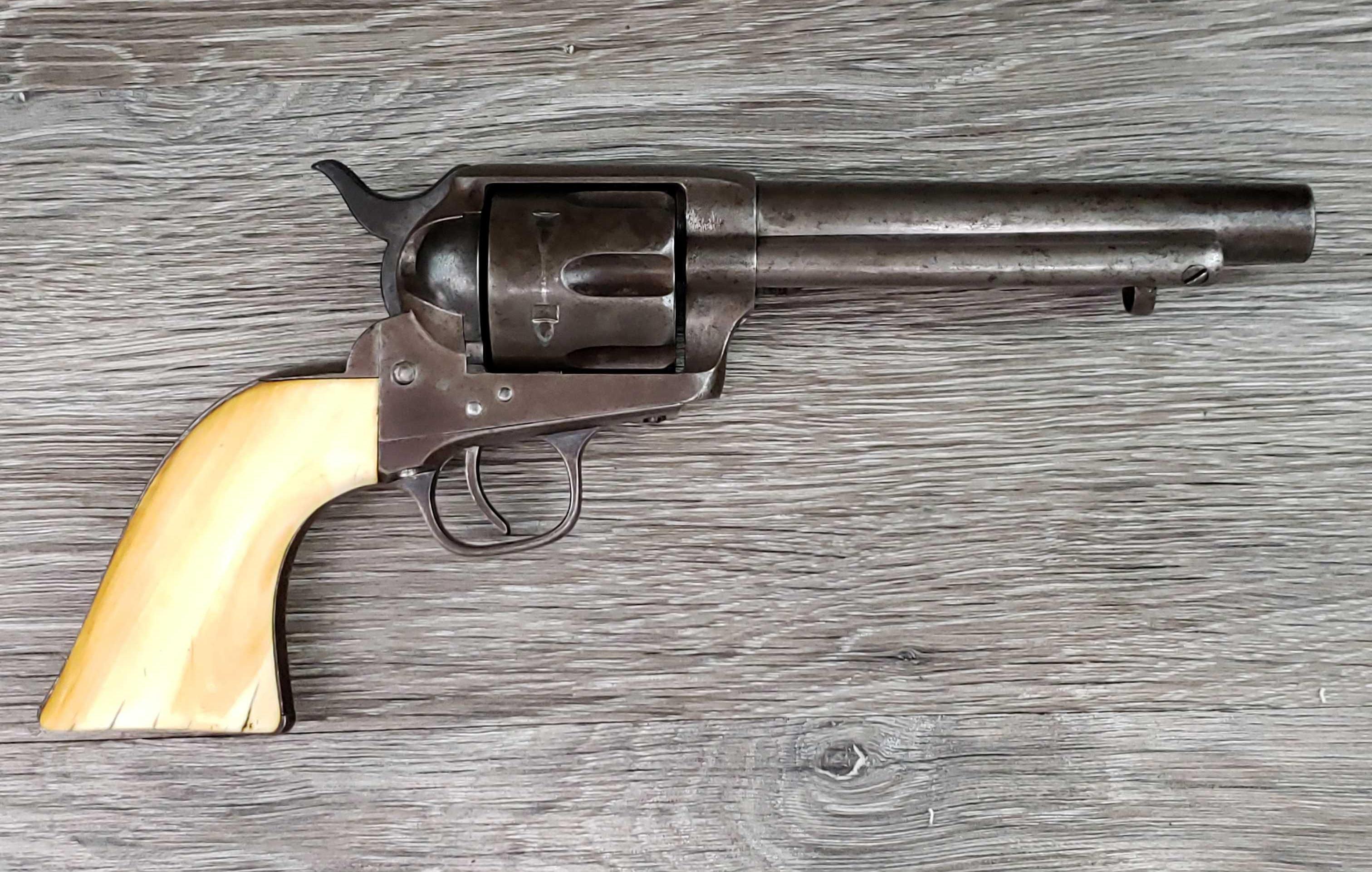 ANTIQUE COLT SAA .45 CAL. 5" BBL. NATURAL MATERIAL GRIPS (CIRCA 1877)