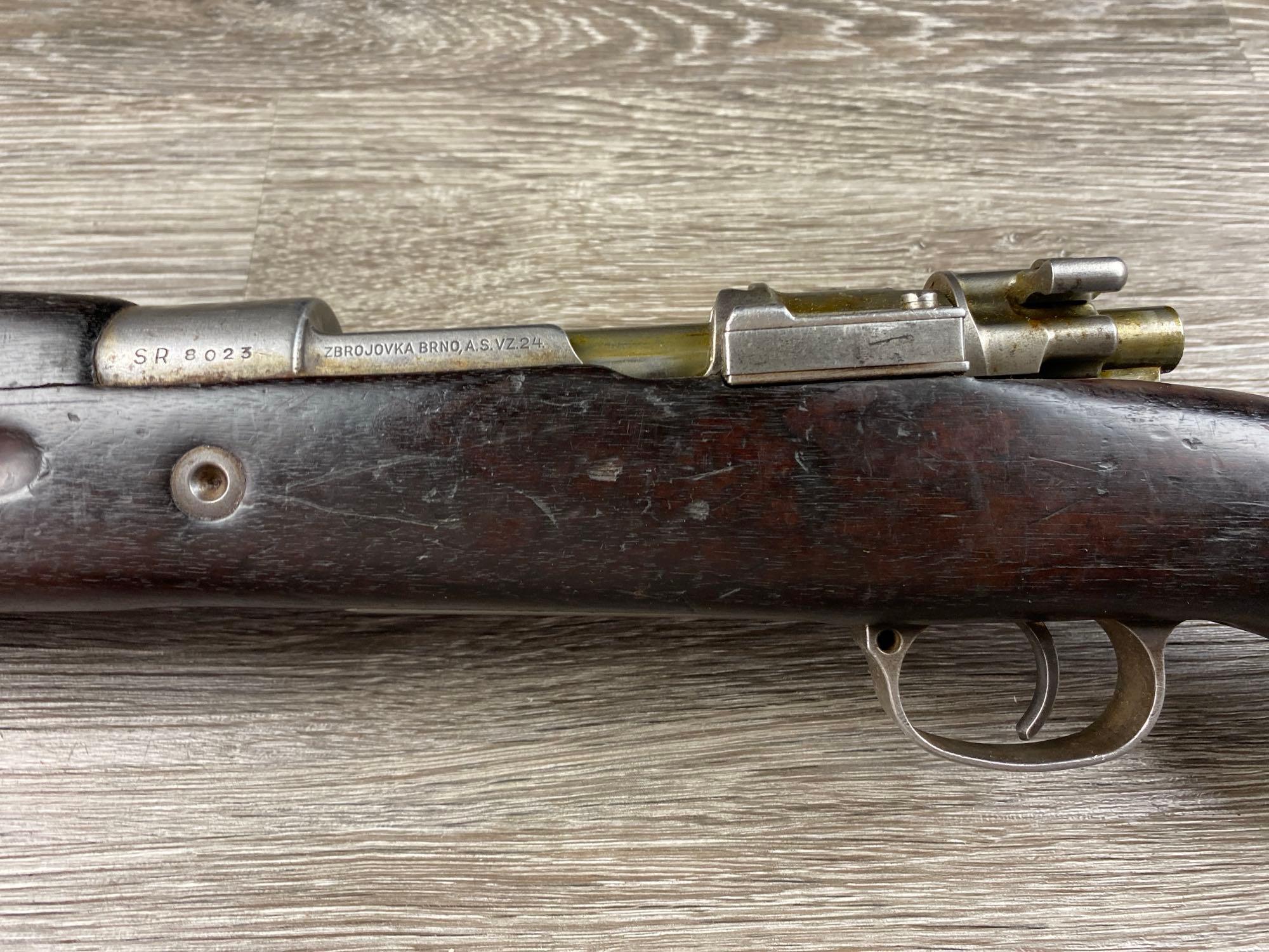 BRNO 98 MAUSER BOLT ACTION RIFLE 8MM CAL.