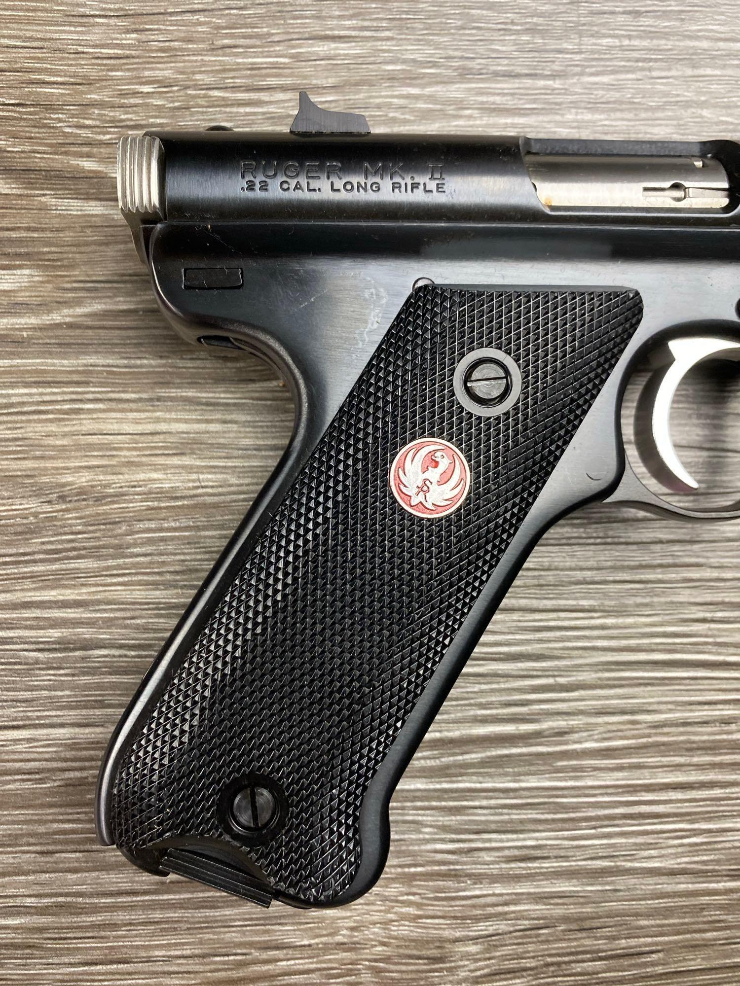 LIKE NEW RUGER MK II .22LR 4.75" BBL. REVOLVER W/CASE/DOCS/1 EXTRA MAG