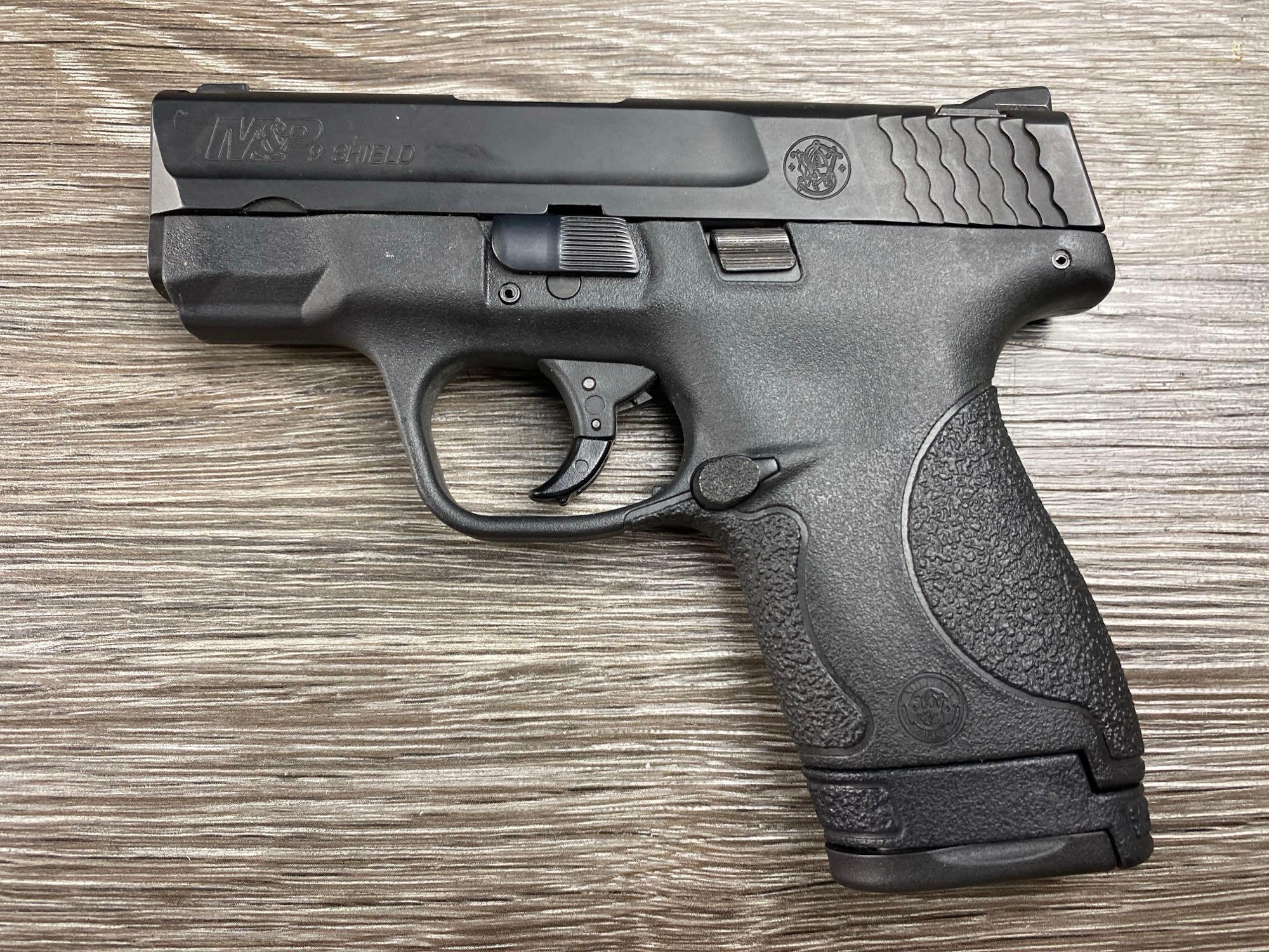 SMITH & WESSON M&P SHIELD SEMI-AUTO PISTOL 9MM CAL