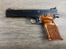 S&W MOD. 41 PISTOL .22LR CAL. 5.5" BBL.