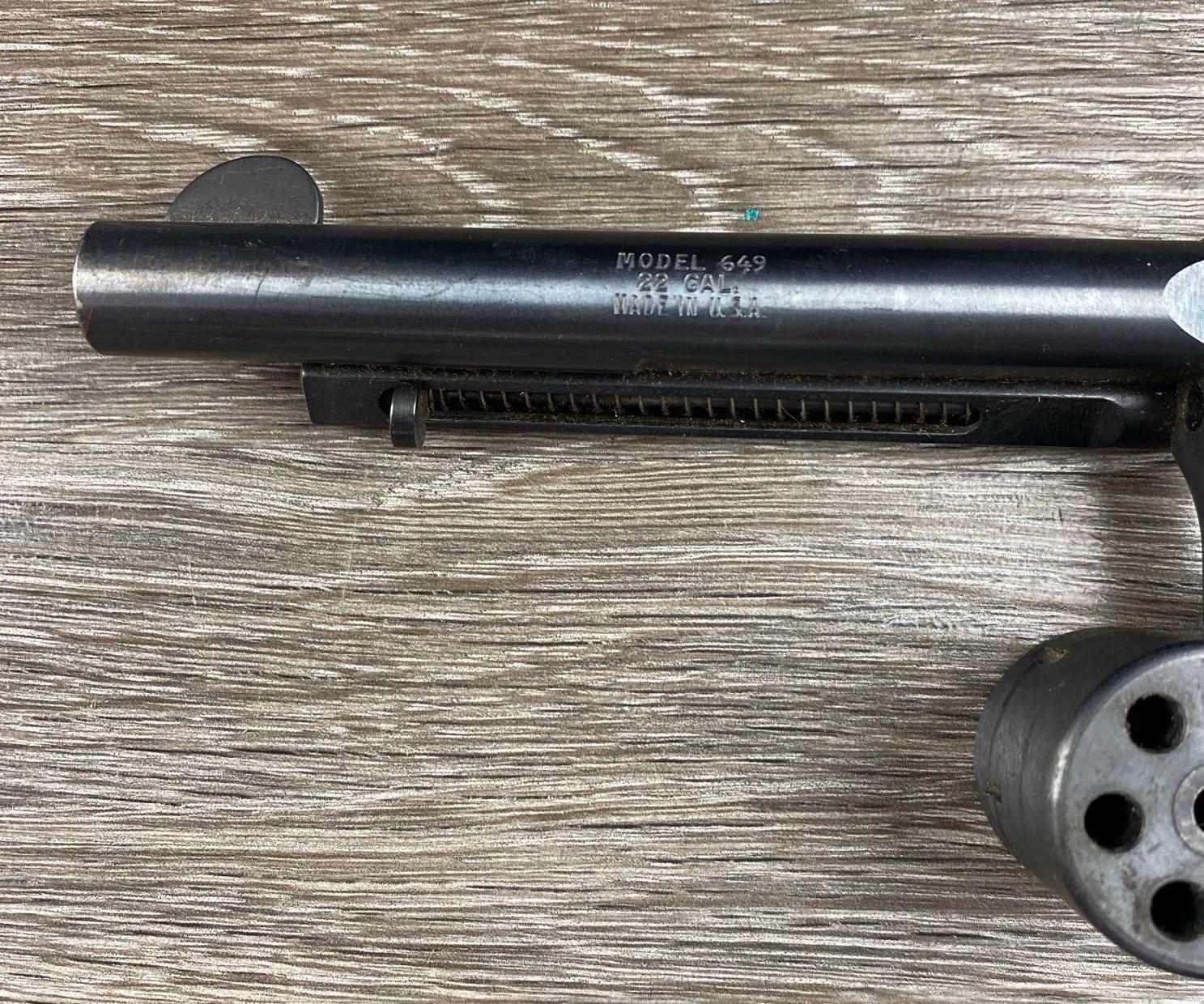 H&R MOD 649 DA REVOLVER W/LEATHER HOLSTER