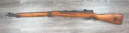 JAPANESE ARISAKA TYPE 99 RIFLE 7.7 CAL. w/ UNGROUND MUM/CHARACTERS