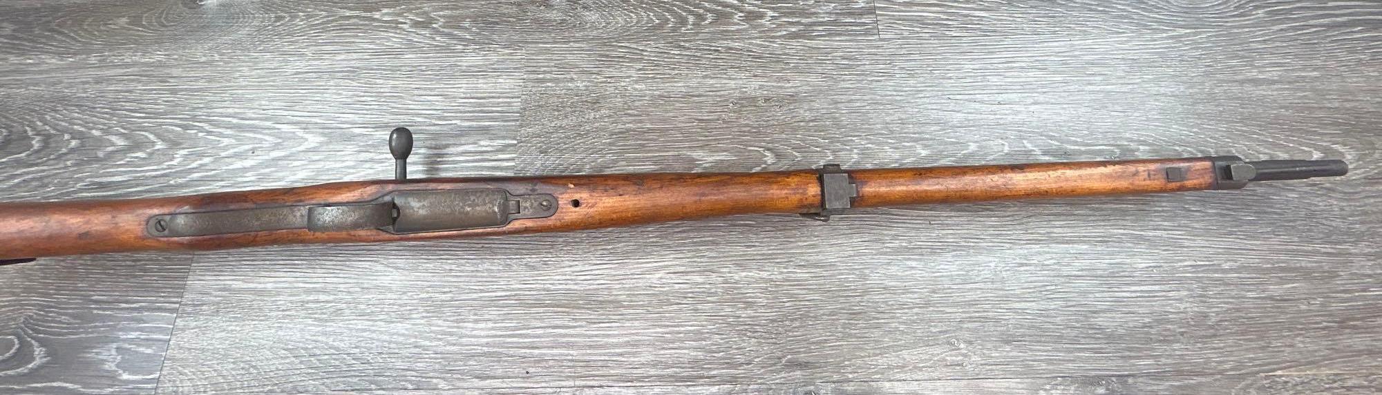 JAPANESE ARISAKA TYPE 99 RIFLE 7.7 CAL. w/ UNGROUND MUM/CHARACTERS