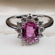 OVAL CUT PINK SAPPHIRE IN 18K WHITE GOLD RING