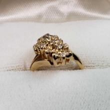 ONE LADIES' WATERFALL CLUSTER RING IN 14K YELLOW GOLD w/ DIAMONDS