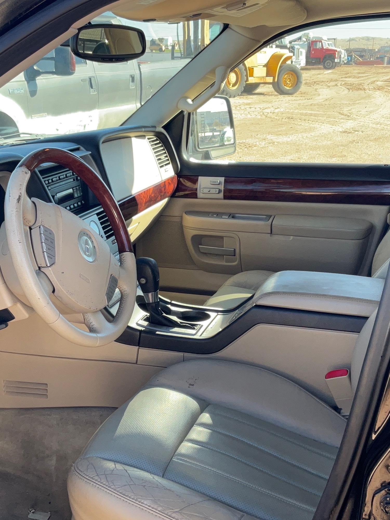 2005 Lincoln Aviator SUV