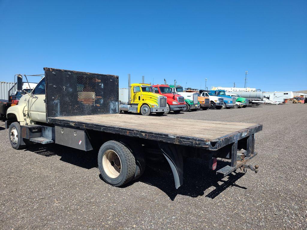 2001 GMC C6 S/A Flatbed Truck