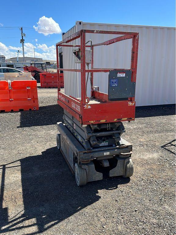 2014 Skyjack SJ111-3219 Scissor Lift