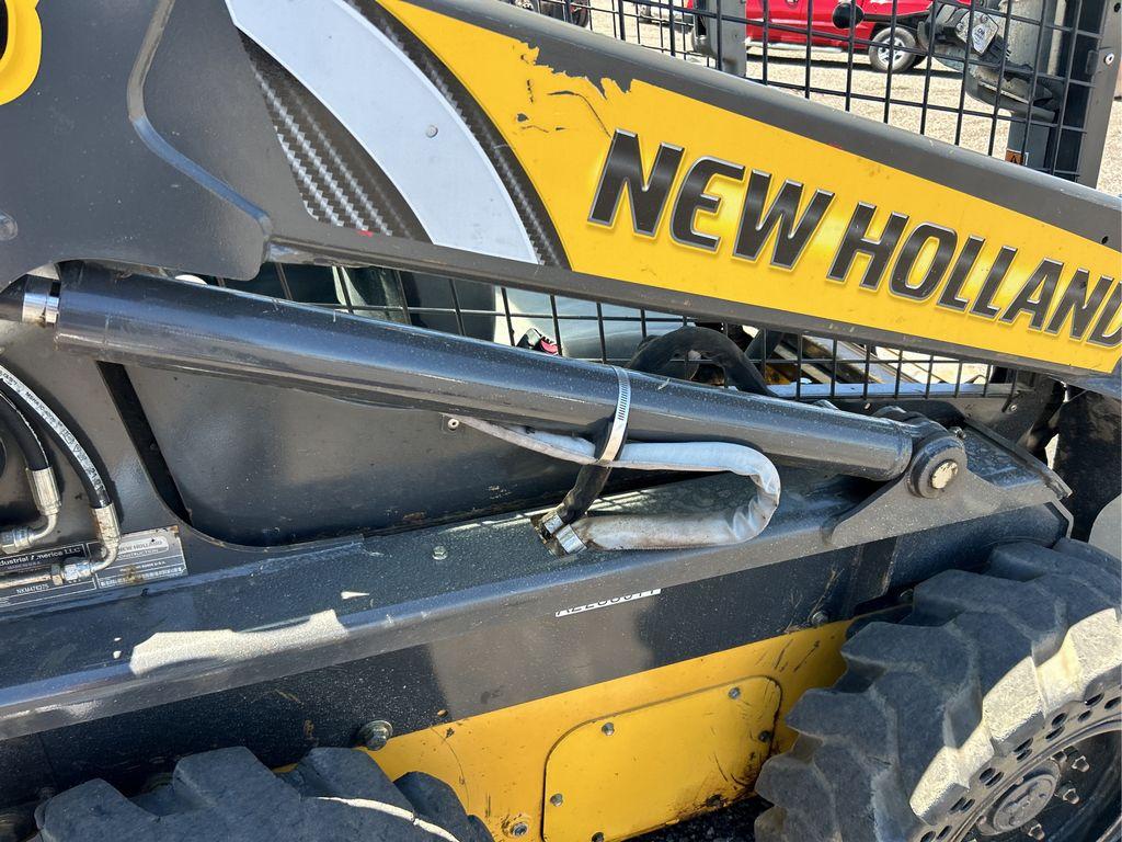 2015 New Holland L218 Skid Steer Loader
