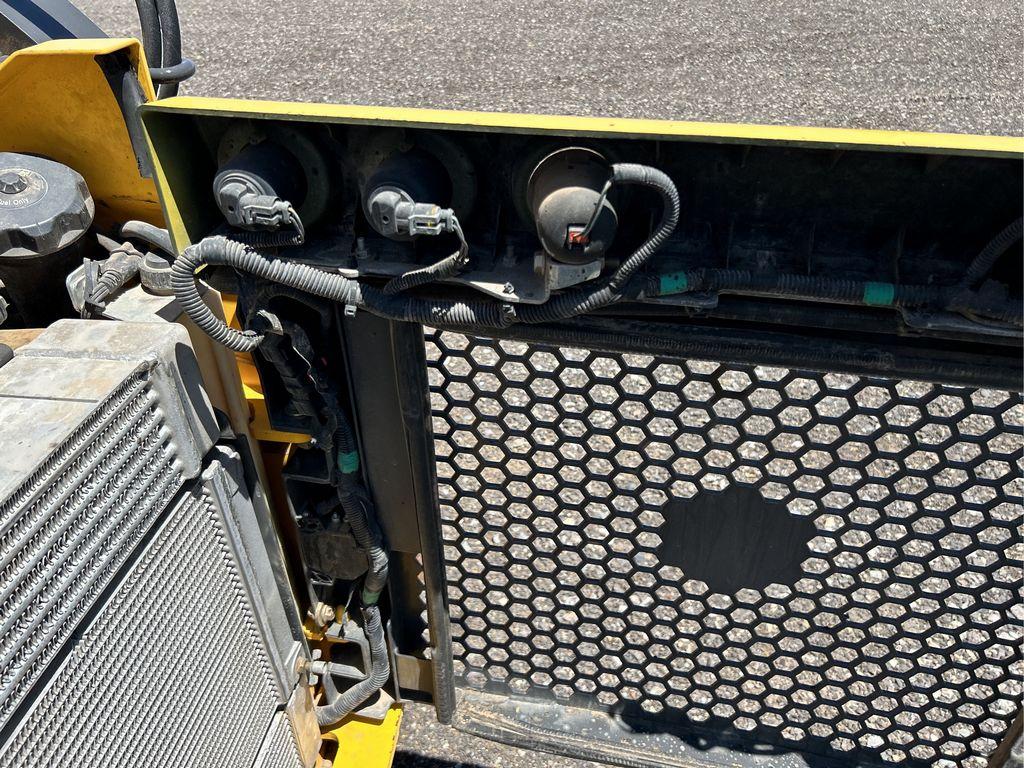 2015 New Holland L218 Skid Steer Loader