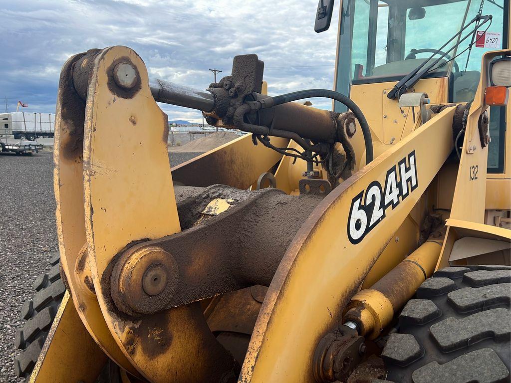 1999 John Deere 624H Wheel Loader