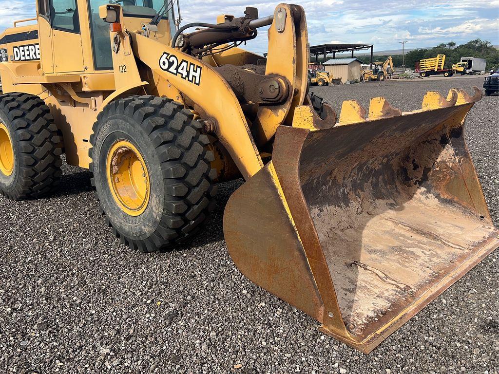 1999 John Deere 624H Wheel Loader