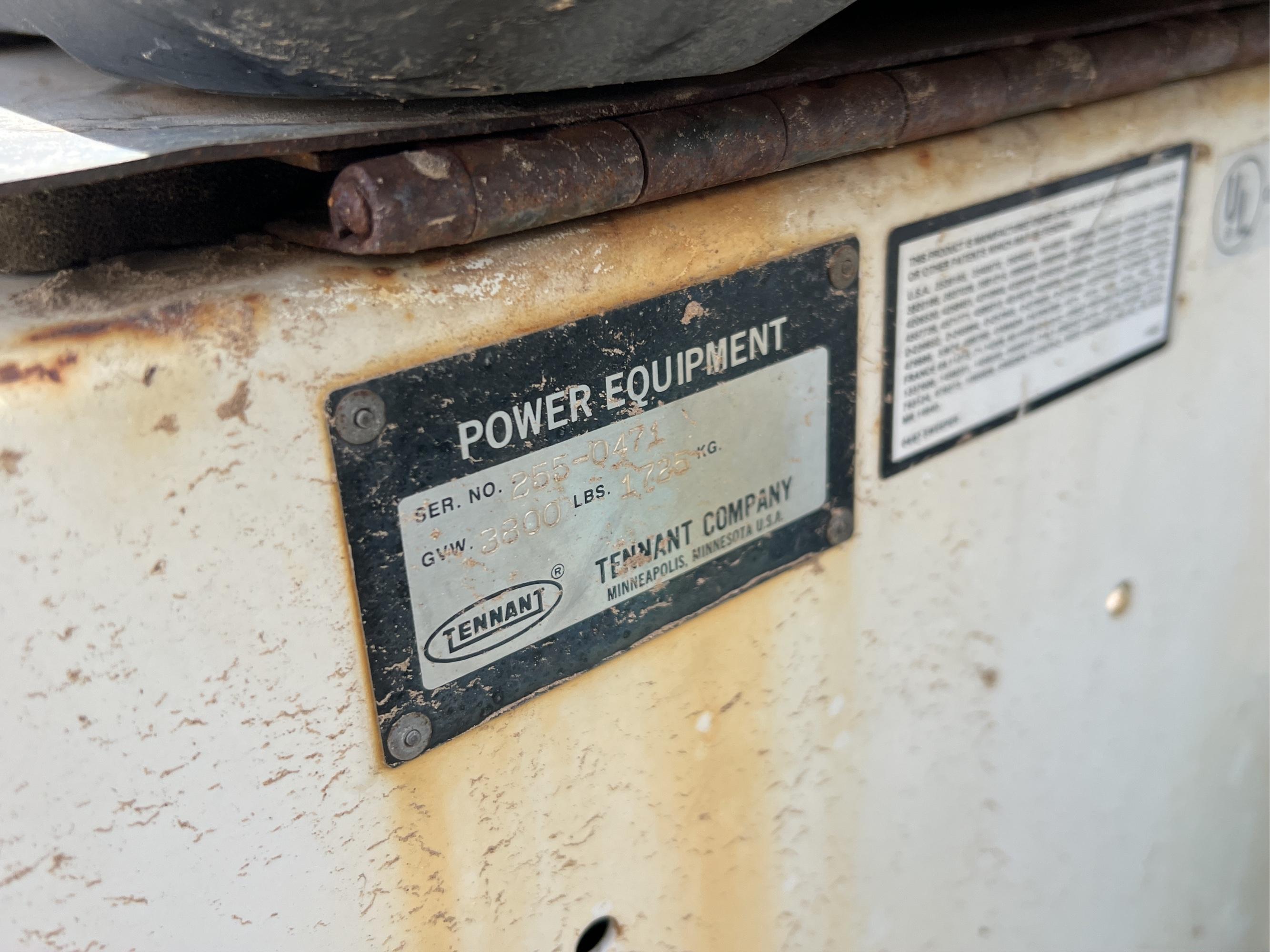 Tennant 255II Sweeper
