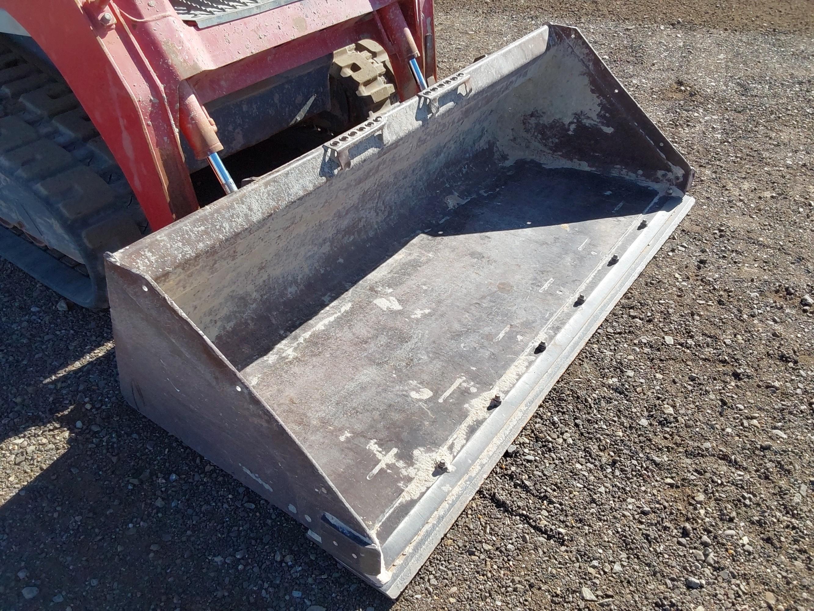 2019 Takeuchi TL8 Compact Track Loader