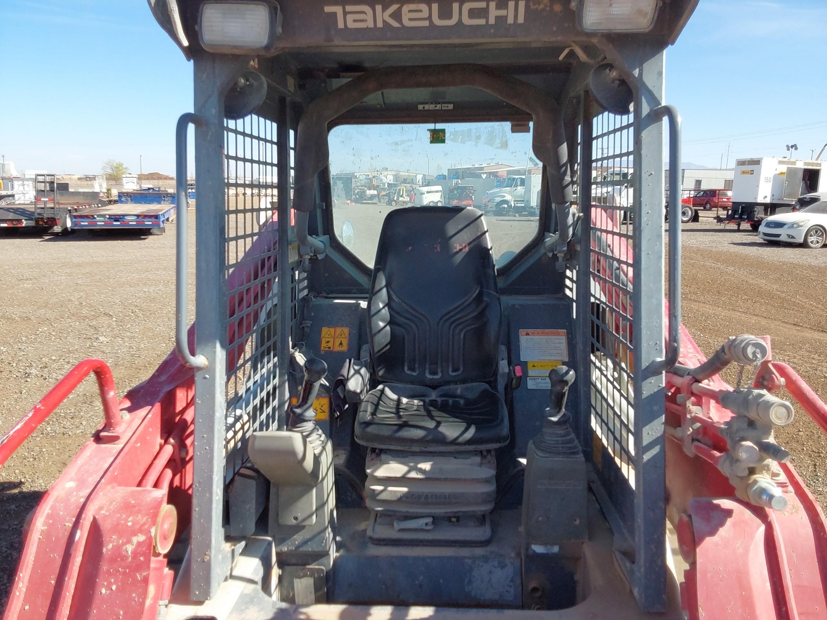 2019 Takeuchi TL8 Compact Track Loader