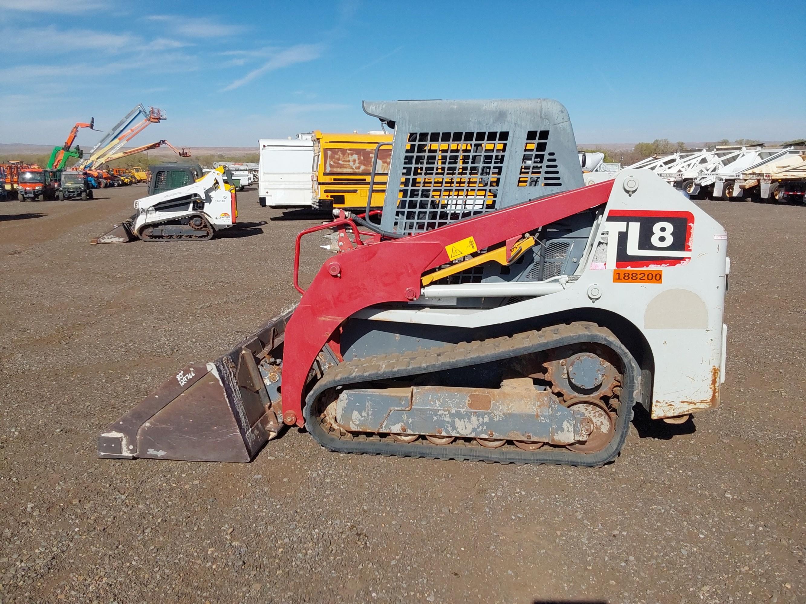 2019 Takeuchi TL8 Compact Track Loader