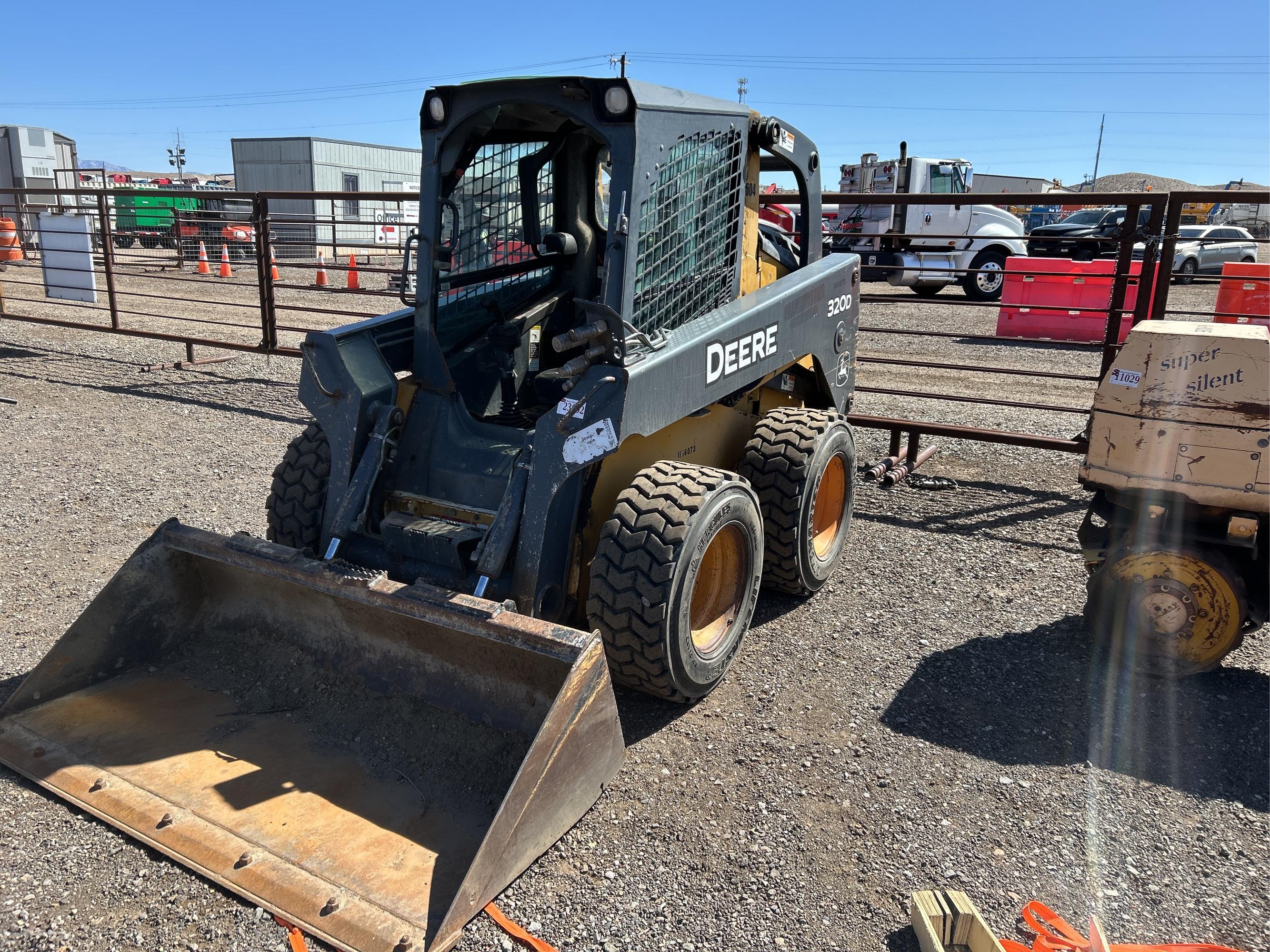 2010 John Deere 320D Skid steer loader