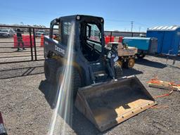 2010 John Deere 320D Skid steer loader